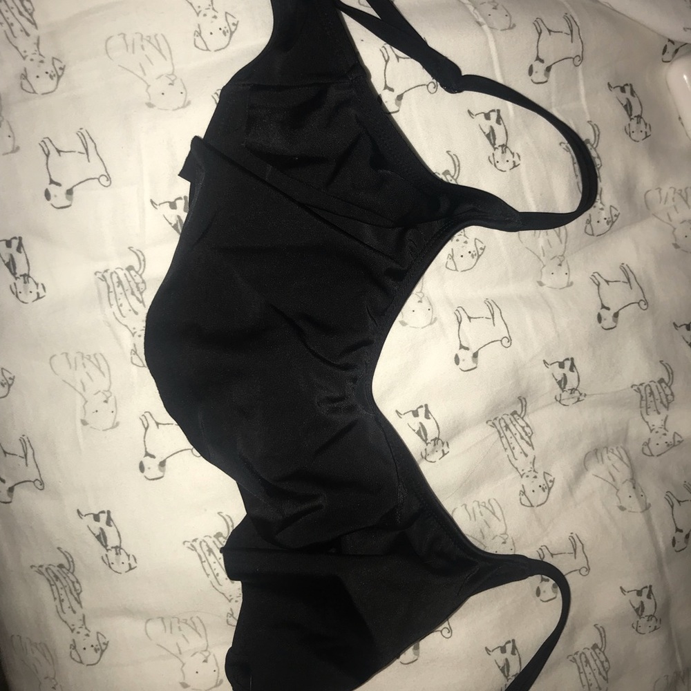 Ruffle swim top